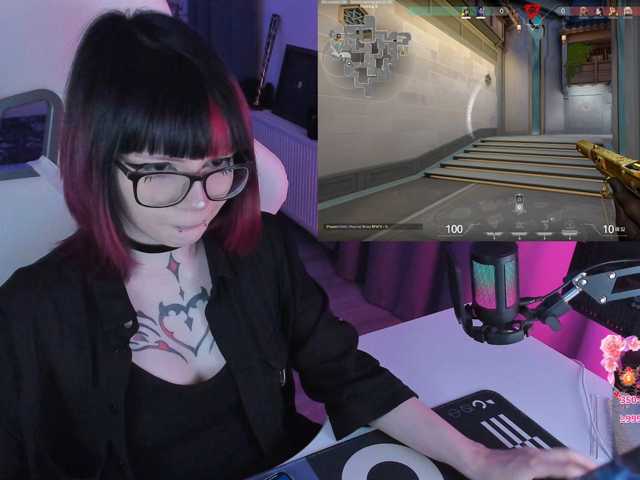 Yumi-Youkai live cam on BongaCams