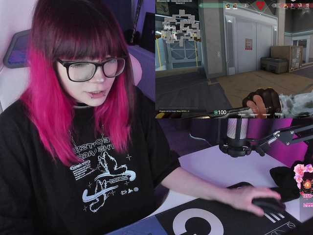 Yumi-Youkai live cam on BongaCams