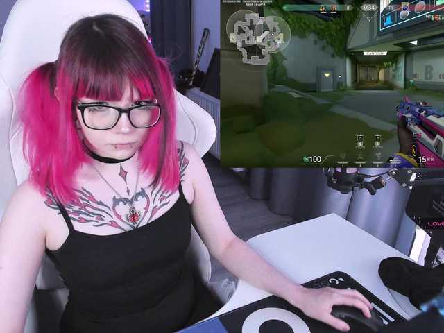Yumi-Youkai live cam on BongaCams