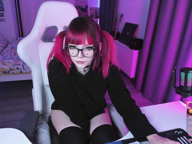 Yumi-Youkai's BongaCams show and profile