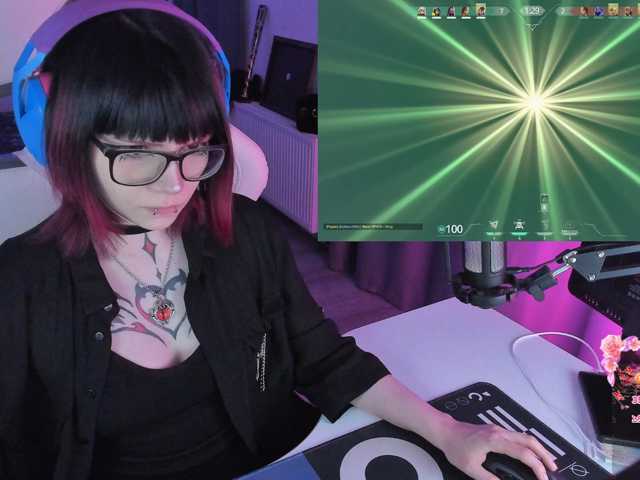 Yumi-Youkai live cam on BongaCams