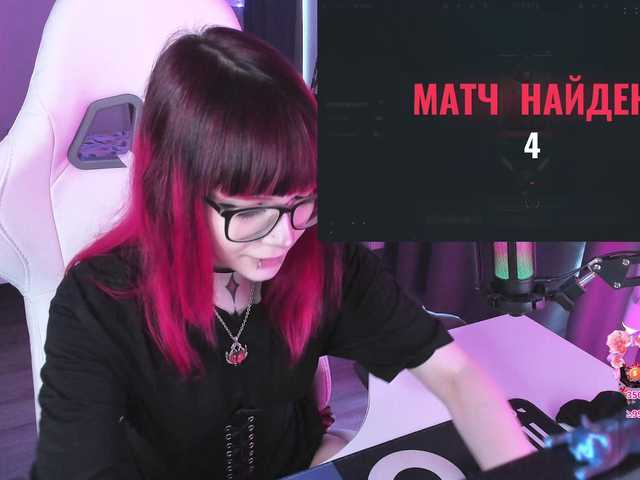 Yumi-Youkai live cam on BongaCams