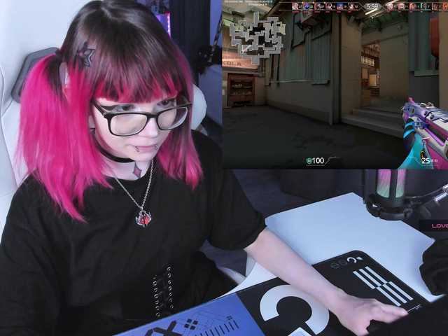 Yumi-Youkai live cam on BongaCams