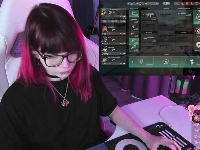 Yumi-Youkai live cam on BongaCams