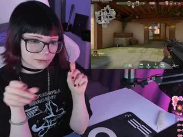 Yumi-Youkai live cam on BongaCams