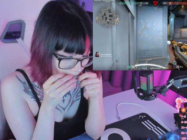 Yumi-Youkai live cam on BongaCams