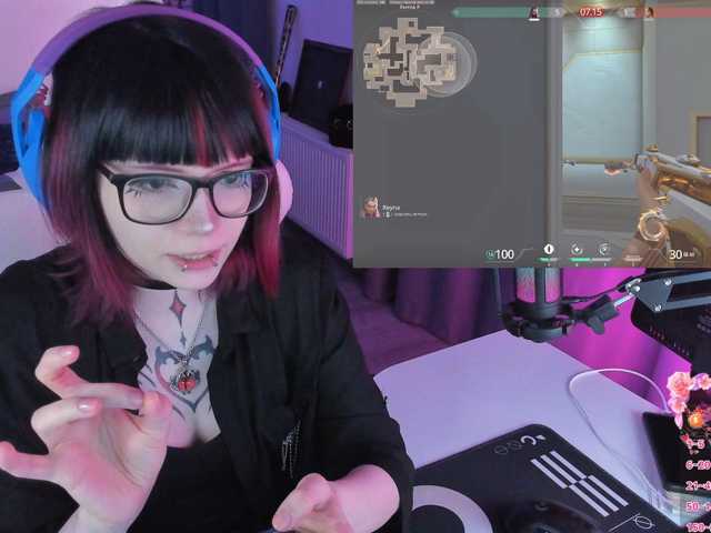 Yumi-Youkai live cam on BongaCams