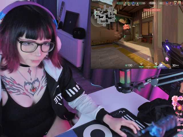 Yumi-Youkai live cam on BongaCams