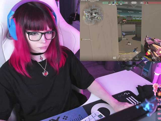 Yumi-Youkai live cam on BongaCams