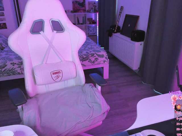 Yumi-Youkai live cam on BongaCams