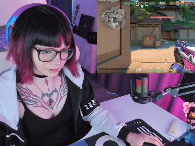 Yumi-Youkai live cam on BongaCams