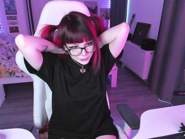 Yumi-Youkai live cam on BongaCams