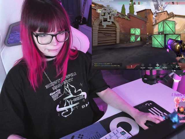 Yumi-Youkai live cam on BongaCams