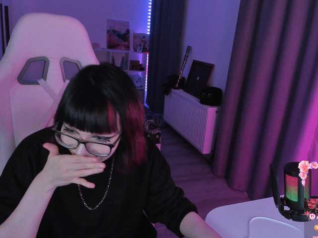 Yumi-Youkai live cam on BongaCams