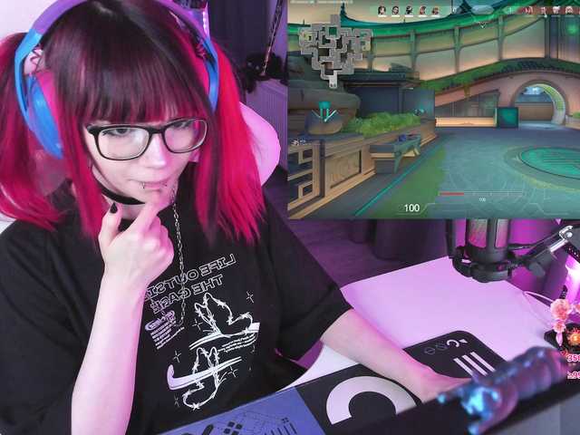 Yumi-Youkai live cam on BongaCams