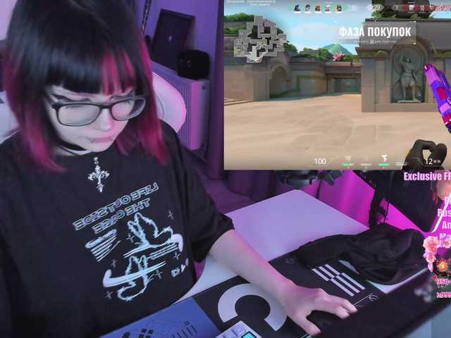 Yumi-Youkai live cam on BongaCams