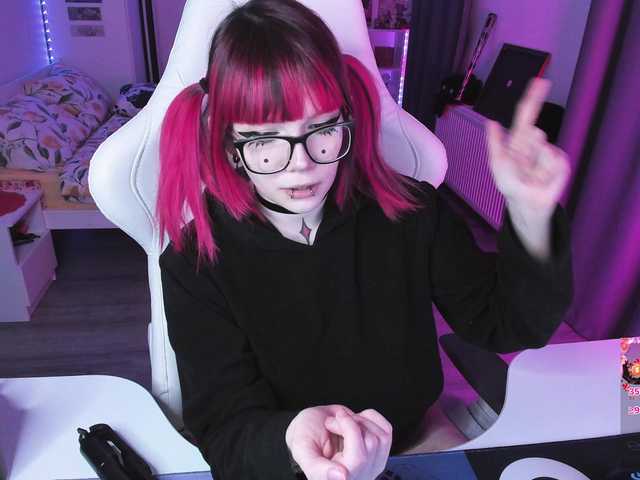 Yumi-Youkai's BongaCams show and profile