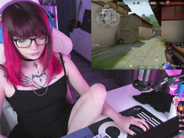 Yumi-Youkai live cam on BongaCams