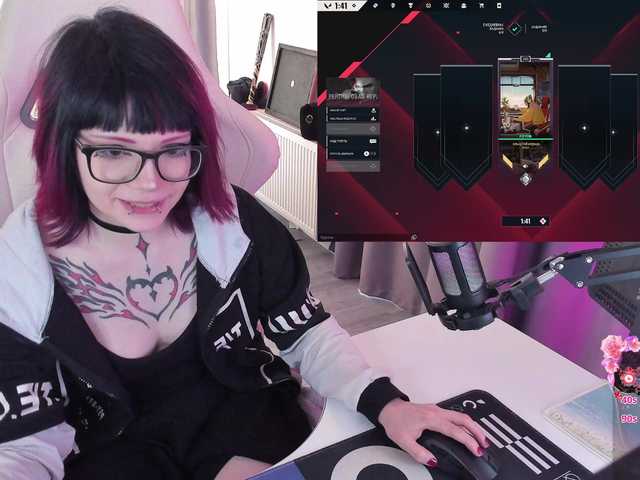 Yumi-Youkai live cam on BongaCams