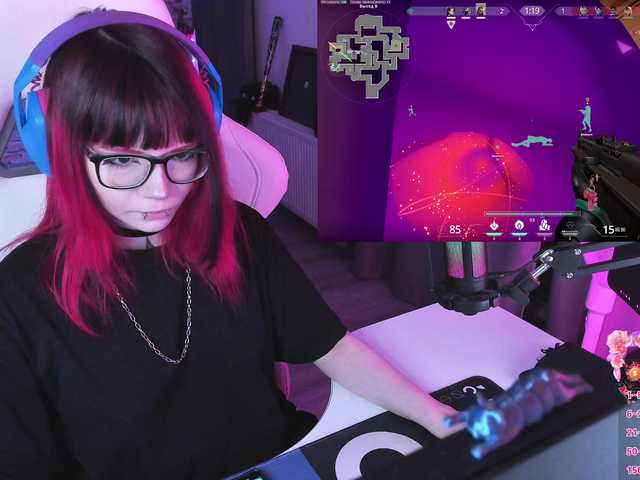 Yumi-Youkai live cam on BongaCams