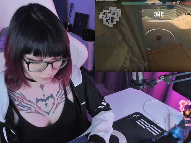Yumi-Youkai live cam on BongaCams
