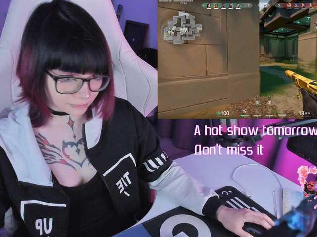 Yumi-Youkai live cam on BongaCams