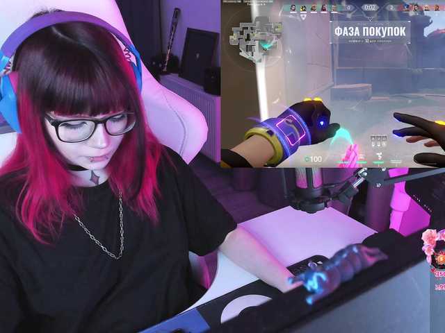 Yumi-Youkai live cam on BongaCams