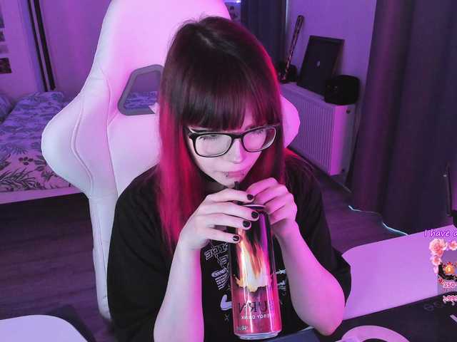 Yumi-Youkai live cam on BongaCams