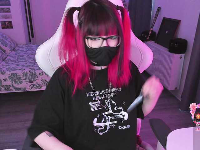 Yumi-Youkai live cam on BongaCams