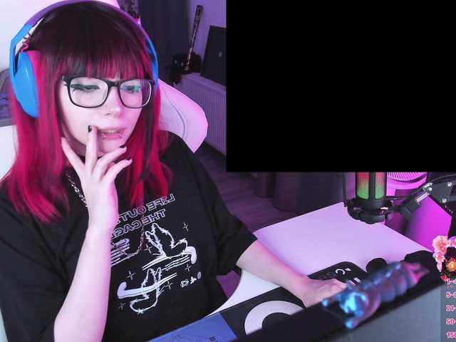 Yumi-Youkai live cam on BongaCams