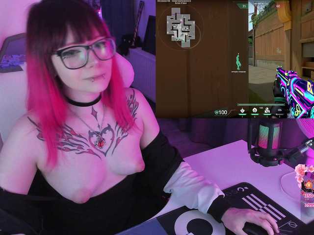 Yumi-Youkai live cam on BongaCams