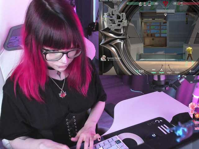 Yumi-Youkai live cam on BongaCams