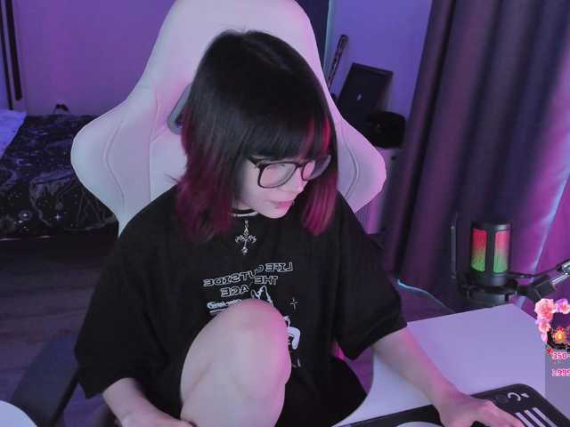 Yumi-Youkai live cam on BongaCams