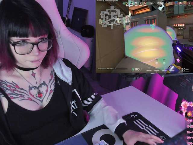 Yumi-Youkai live cam on BongaCams