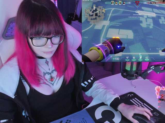 Yumi-Youkai live cam on BongaCams