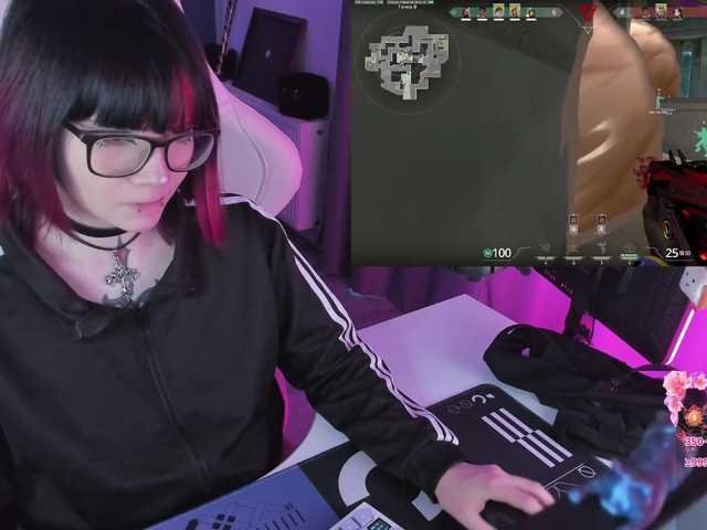Yumi-Youkai live cam on BongaCams