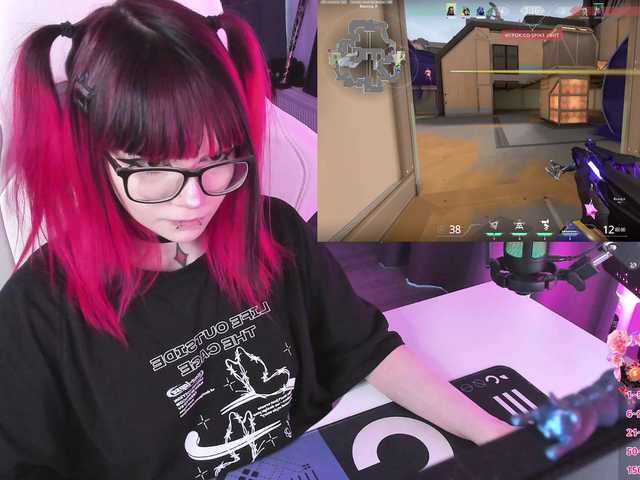 Yumi-Youkai live cam on BongaCams