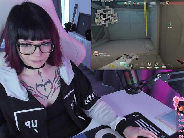 Yumi-Youkai live cam on BongaCams
