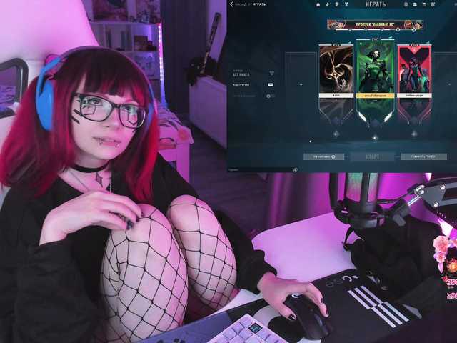 Yumi-Youkai live cam on BongaCams