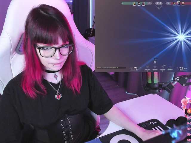 Yumi-Youkai live cam on BongaCams