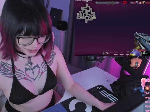 Yumi-Youkai live cam on BongaCams