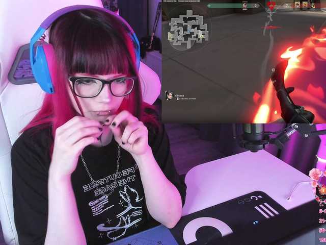Yumi-Youkai live cam on BongaCams