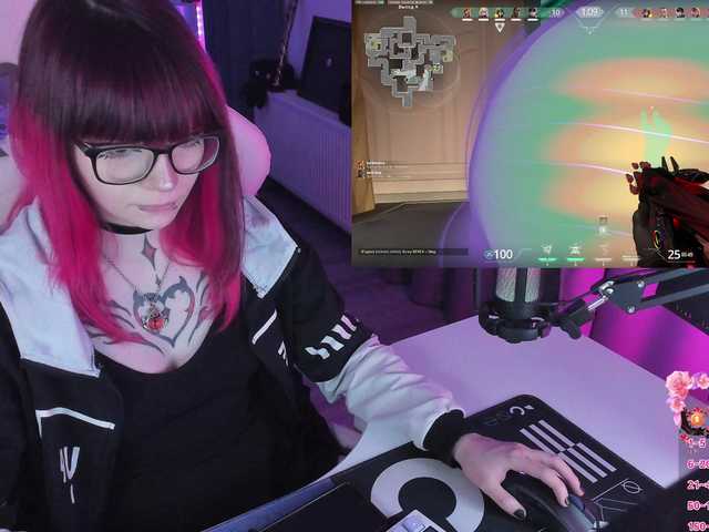 Yumi-Youkai live cam on BongaCams