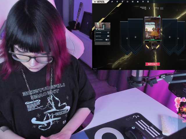 Yumi-Youkai live cam on BongaCams
