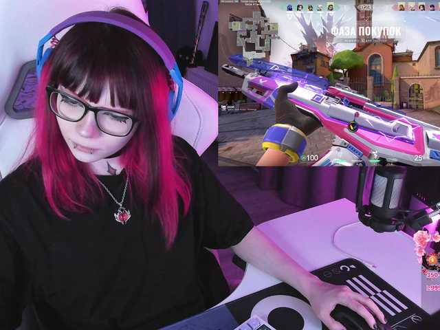 Yumi-Youkai live cam on BongaCams