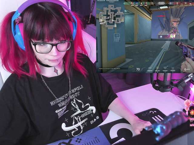 Yumi-Youkai live cam on BongaCams