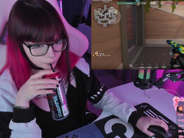 Yumi-Youkai live cam on BongaCams