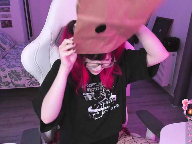 Yumi-Youkai live cam on BongaCams