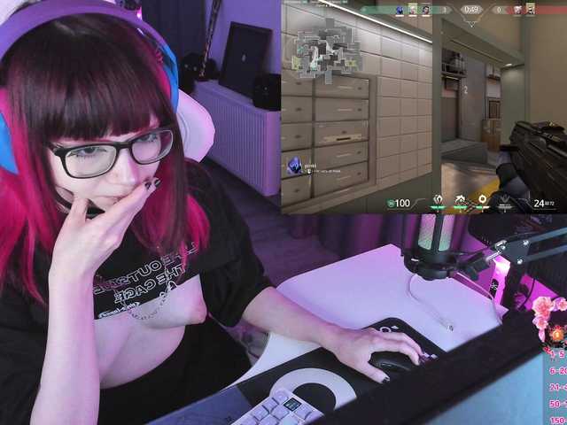 Yumi-Youkai live cam on BongaCams
