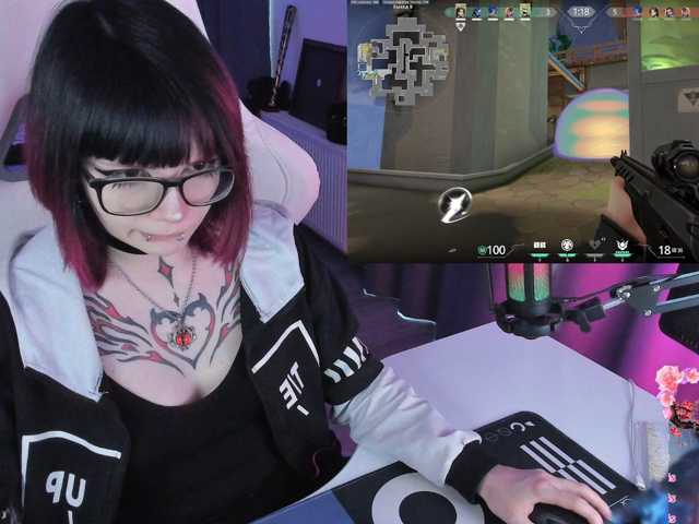 Yumi-Youkai live cam on BongaCams
